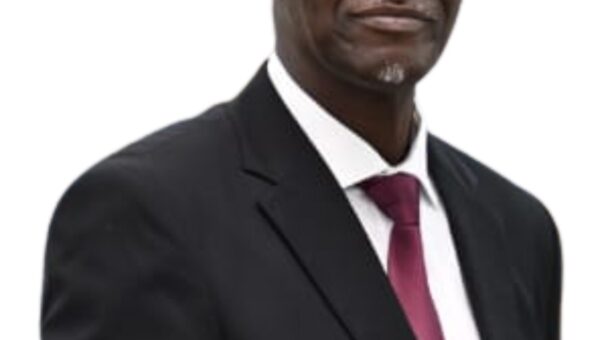 Dr Oumar Cissé honoré pour ses réalisations à la tête de Rufisque