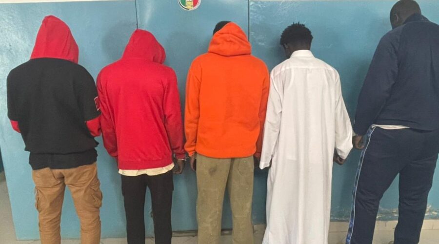 Saint-Louis : Un imam dénonce son fils homosexuel séropositif, cinq personnes déférées au parquet