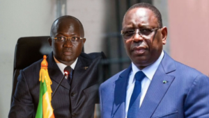 Visite de Macky Sall au Sénégal:  » Il est citoyen de ce pays. Il a le droit d&rsquo;entrer et de sortie du territoire »( Yankhoba Diémé, ministre des Forces armées).