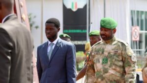 Bamako accueille le président Bassirou Diomaye Faye pour une visite de travail