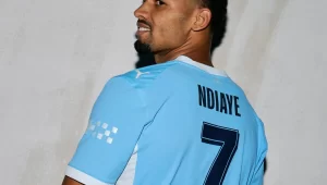 Manchester City : Iliman Ndiaye titulaire pour sa première face à Coventry
