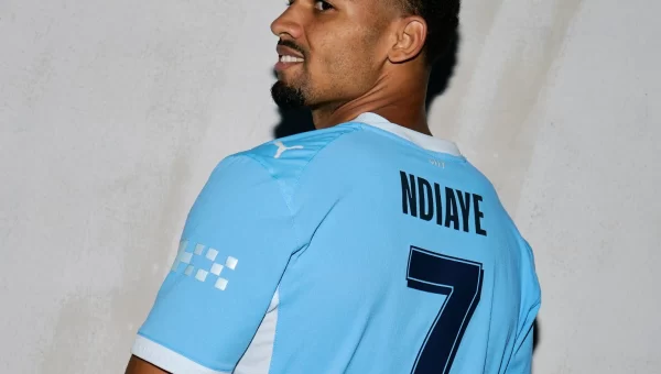Manchester City : Iliman Ndiaye titulaire pour sa première face à Coventry