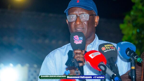 RUFISQUE EN ÉBULLITION : SOULEYMANE NDOYE SE MOBILISE POUR UN 17 OCTOBRE HISTORIQUE ! REGARDEZ