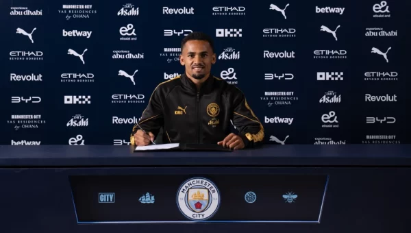 Iliman Ndiaye signe à Manchester City après un parcours atypique