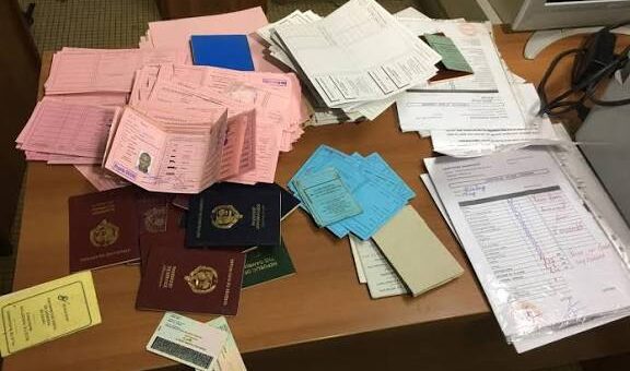 Sans papiers, sans existence : ces Sénégalais pris au piège de leur état civil racontent leur calvaire