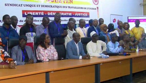 « Non au bradage de Senelec ! » : le Sudeten dénonce un « contrat léonin » avec Akilee et réclame une enquête parlementaire
