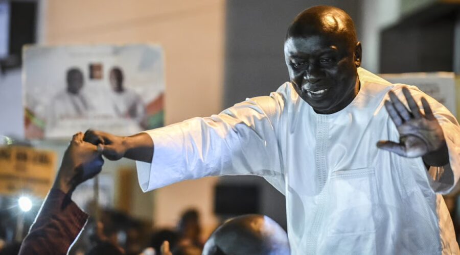 Idrissa Seck face à la presse le 27 octobre à Dakar